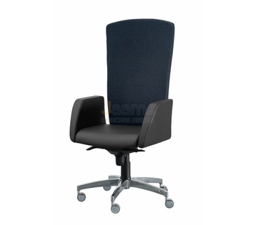 Кресло для руководителя Сигма/П комбиниров. кожа стандарт/база алюминий