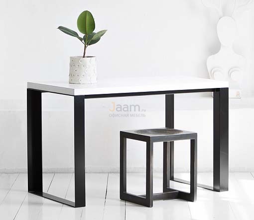 Мебель для персонала Стол рабочий METALSTRIPE